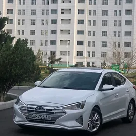 Hyundai Elantra 2019
