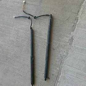 Highlander  kapot amortizator