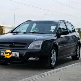 Opel Signum 2003