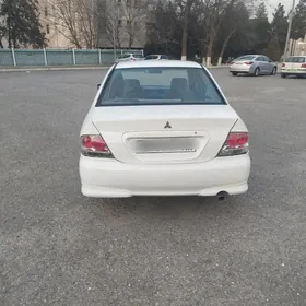 Mitsubishi Lancer 2004
