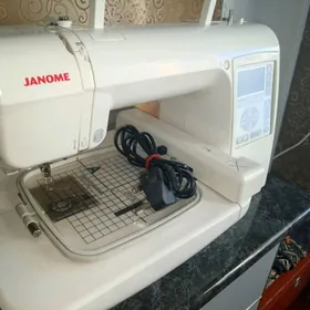 Janome 200 e