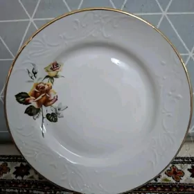 Тарелки десертный