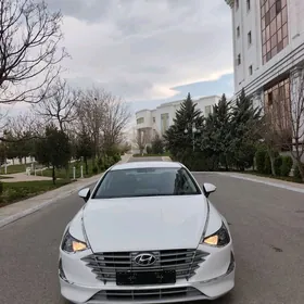 Hyundai Sonata Hybrid 2020