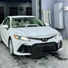 Toyota Camry 2023