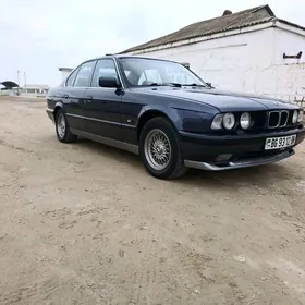 BMW 525 1990