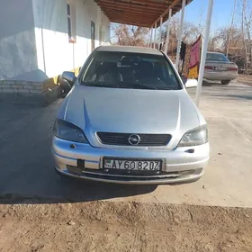 Opel Astra 2000