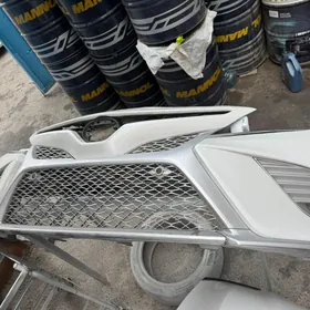 Camry 18  Xse bamper