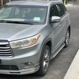 Toyota Highlander 2014