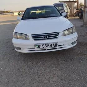 Toyota Camry 2000