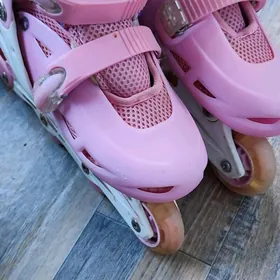 Rolik heme zady bilen 