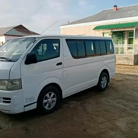 Toyota Hiace 2006
