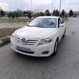 Toyota Camry 2011