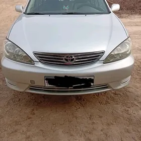 Toyota Camry 2005