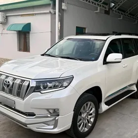 Toyota Land Cruiser Prado 2023
