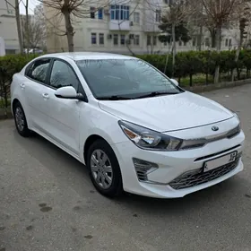Kia Rio 2021