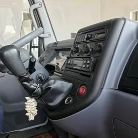 Mitsubishi Canter 2013