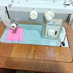 швейная машинка "Чайка"