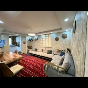 Satlyk 2/1 etajy 3kom 64m²