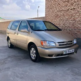 Toyota Sienna 2000