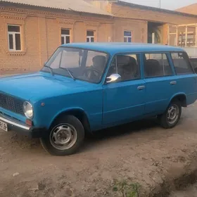 Lada 2102 1985