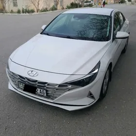 Hyundai Elantra 2021