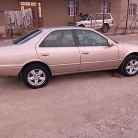 Toyota Camry 1999