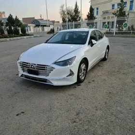 Hyundai Sonata 2022