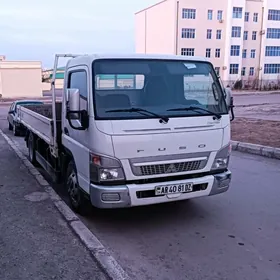 Mitsubishi Canter 2023