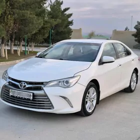 Toyota Camry 2017