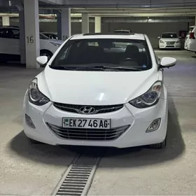 Hyundai Elantra 2012