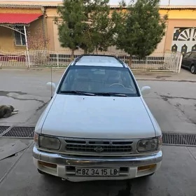 Nissan Pathfinder 1998