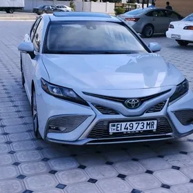 Toyota Camry 2022
