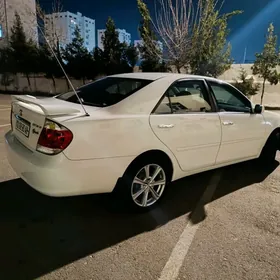 Toyota Camry 2005