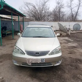 Toyota Camry 2003