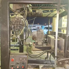 лесопильный станок