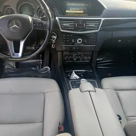 Mercedes-Benz E350 2011