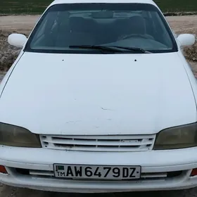 Toyota Corona 1995