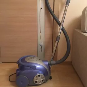 Pylesos LG CYKING 1600w