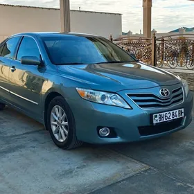 Toyota Camry 2011