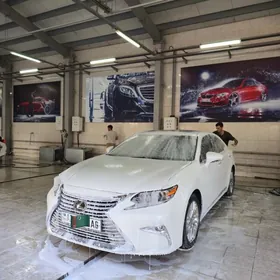 Lexus ES 350 2018