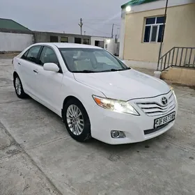 Toyota Camry 2011