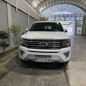 Ford Expedition 2022