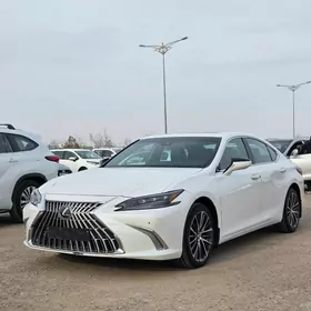 Lexus ES 250 2022