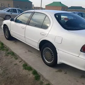 Infiniti I30 1999