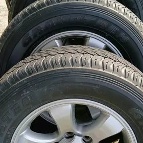 prada runner diska teker dunlop