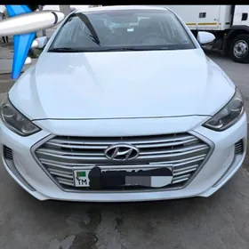 Hyundai Elantra 2018