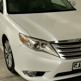Toyota Avalon 2011