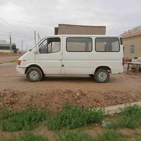 Toyota Hiace 1988