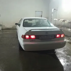 Toyota Camry 2001