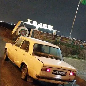 Lada 2104 1980